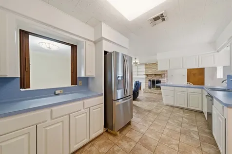 302 Village Drive Sugar Land TX 77498