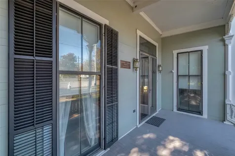541 N Main Street La Grange TX 78945