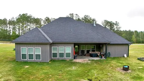 375 County Road 725 Buna TX 77612