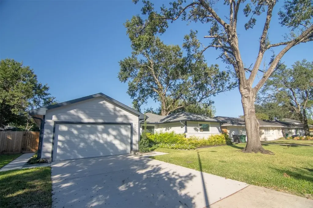 5534 Pagewood Lane Houston TX 77056