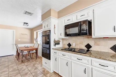 3 Barons Place Conroe TX 77304
