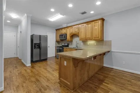 341 W 23rd Street Houston TX 77008