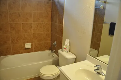 2170 Brittany Colony Drive League City TX 77573