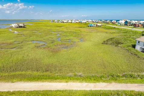 000 Yucca Avenue Lot 30 Surfside Beach TX 77541