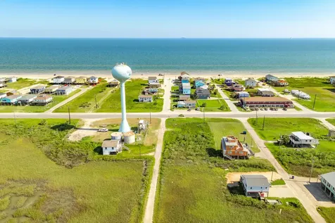 000 Yucca Avenue Lot 30 Surfside Beach TX 77541