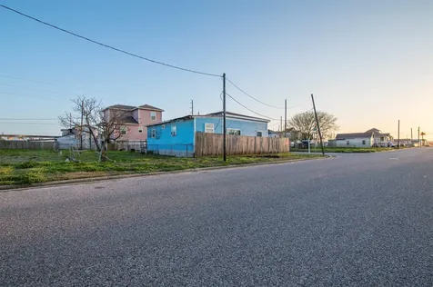 604 42nd Street Galveston TX 77550