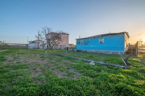 604 42nd Street Galveston TX 77550