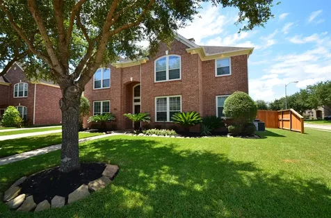 5002 Hearth Hollow Lane Sugar Land TX 77479