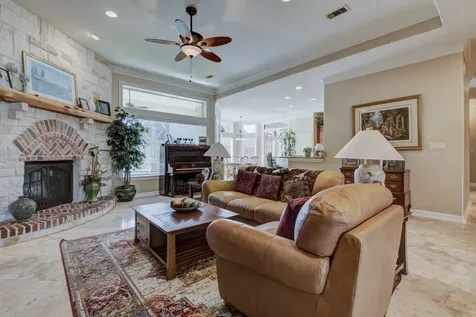 40 W Oaks Court Montgomery TX 77356