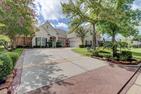 40 W Oaks Court Montgomery TX 77356
