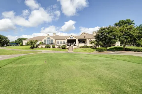40 W Oaks Court Montgomery TX 77356