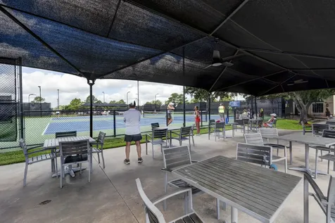 40 W Oaks Court Montgomery TX 77356