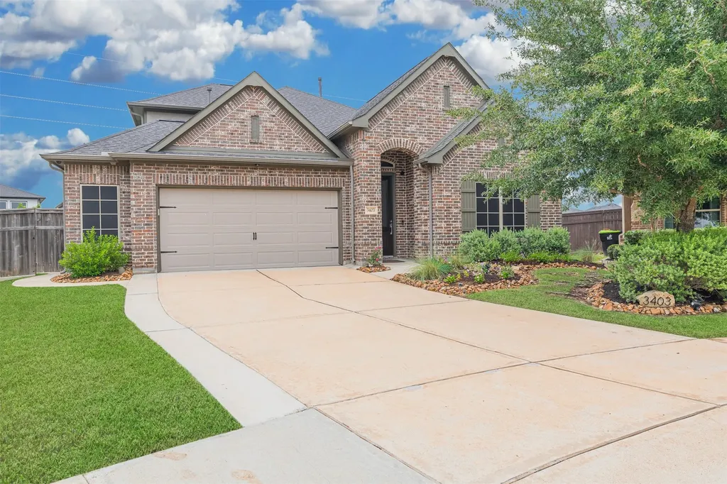3403 Cabernet Shores Drive Fulshear TX 77441