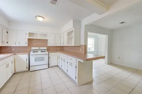 10717 Pillot Street Houston TX 77029