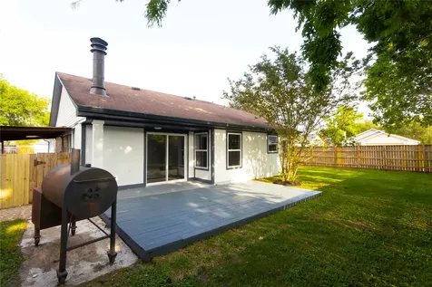 10030 Tahoka Lane Sugar Land TX 77498