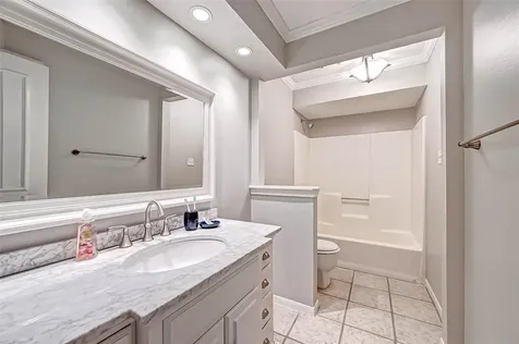 1549 Beaconshire Road Houston TX 77077