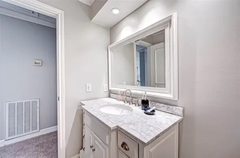 1549 Beaconshire Road Houston TX 77077