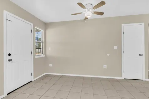 14236 E Ravine Run Willis TX 77318