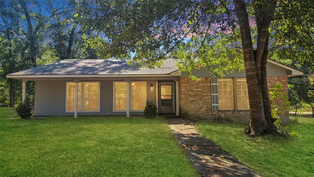 15516 Northwood Drive Porter TX 77365