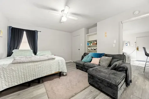 12905 Woodforest Boulevard 406 Houston TX 77015