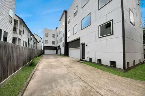 1628 W 24th Street Houston TX 77008