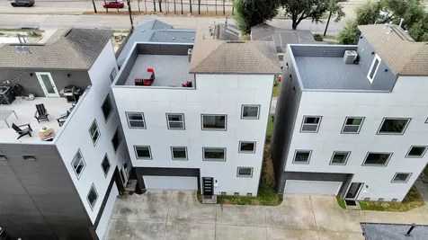 1628 W 24th Street Houston TX 77008