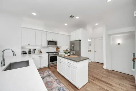 1628 W 24th Street Houston TX 77008