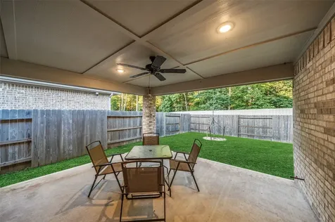 17435 Vino Vines Lane Conroe TX 77302