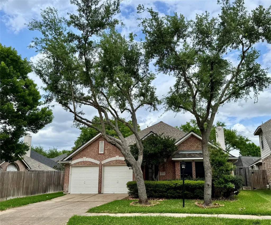 2711 Kimbleton Court Houston TX 77082
