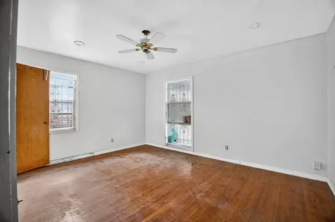 9022 Beverlyhill Street Houston TX 77063