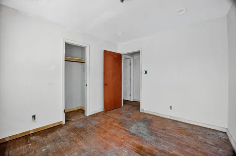 9022 Beverlyhill Street Houston TX 77063