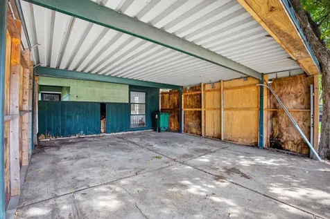 9022 Beverlyhill Street Houston TX 77063
