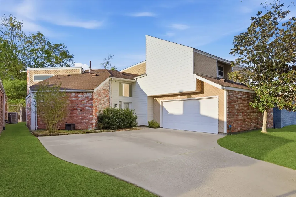 14210 Briarhills Parkway Houston TX 77077