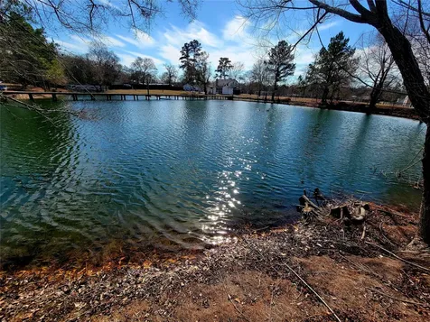 1828 State Highway 75 Highway N Huntsville TX 77320