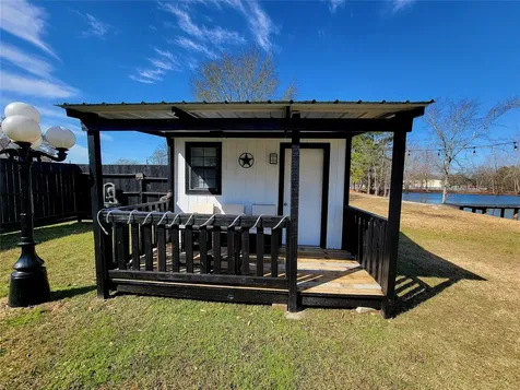 1828 State Highway 75 Highway N Huntsville TX 77320
