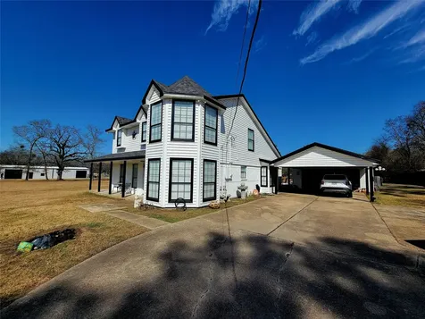 1828 State Highway 75 Highway N Huntsville TX 77320