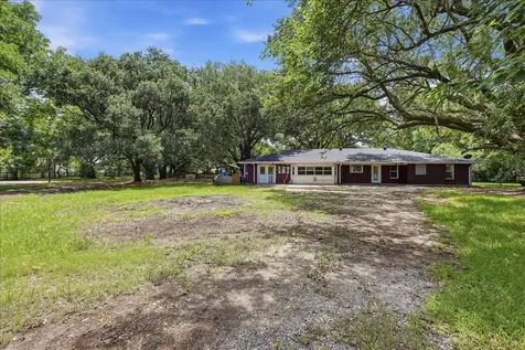 46721 Interstate 10 Winnie TX 77665
