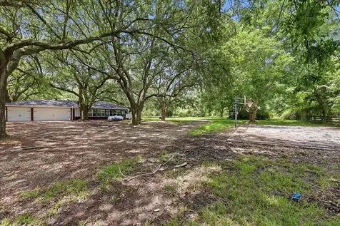 46721 Interstate 10 Winnie TX 77665