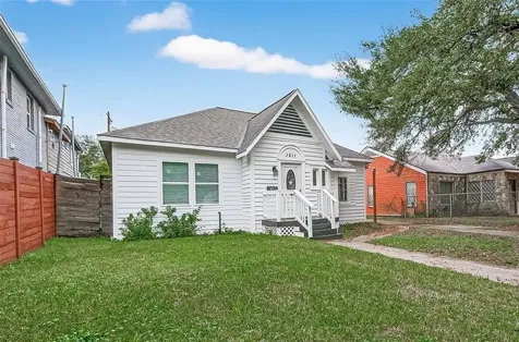 1511 Scharpe Street 2 Houston TX 77023