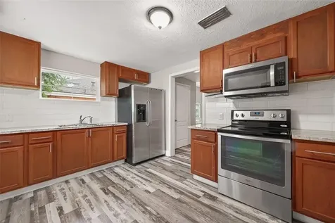 1511 Scharpe Street 2 Houston TX 77023