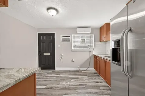 1511 Scharpe Street 2 Houston TX 77023
