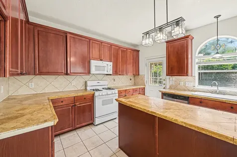 18518 Park Harbor Drive Houston TX 77084