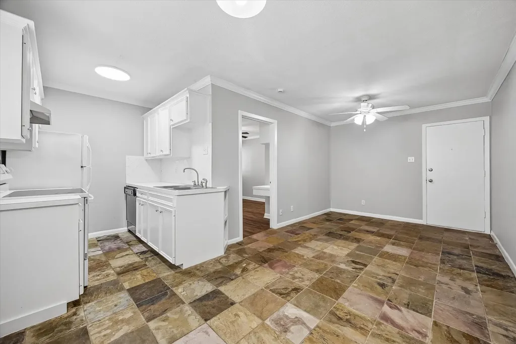 3618 Garrott Street 04 Houston TX 77006