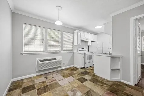 3618 Garrott Street 04 Houston TX 77006
