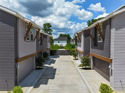862 Paul Quinn Street Unit C Houston TX 77091