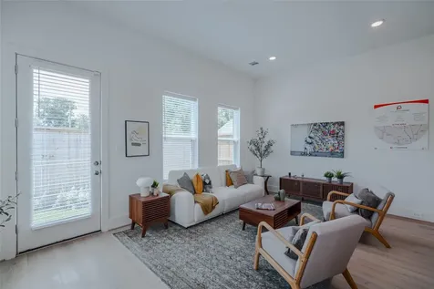 862 Paul Quinn Street Unit C Houston TX 77091