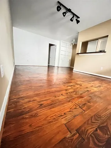 427 W 17th Street 8 Houston TX 77008