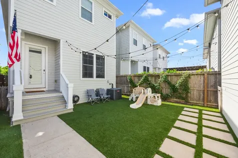 733 Ashland Street C Houston TX 77007