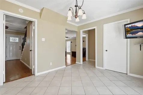 1007 Manatee Lane Houston TX 77090