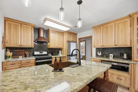 1607 S Chappell Hill Street Brenham TX 77833